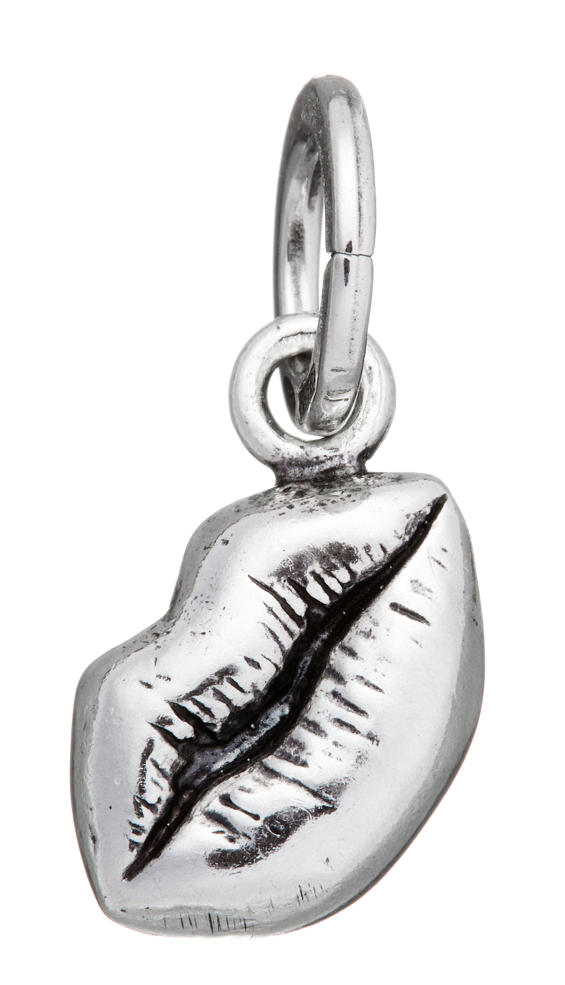 CHARM KISS