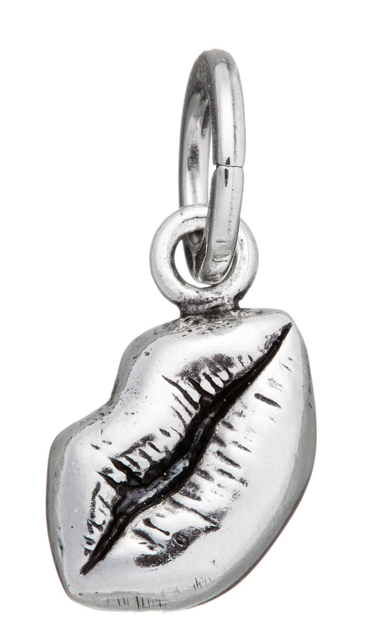 CHARM KISS