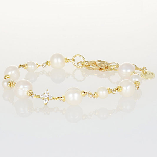 Bracciale Nara NIVY con catena diamantata e perle di fiume